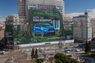 The enormous new Ford EcoSport billboard in Madrid, Spain...